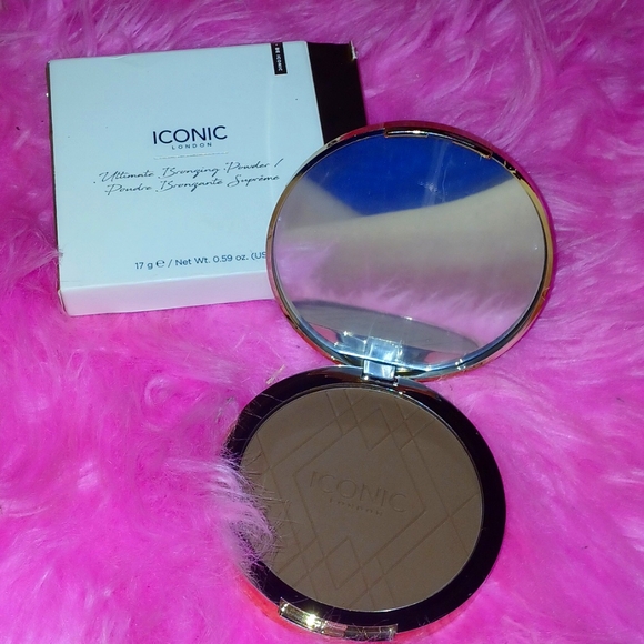 Iconic London Ultimate Bronzing Powder - Picture 2 of 5